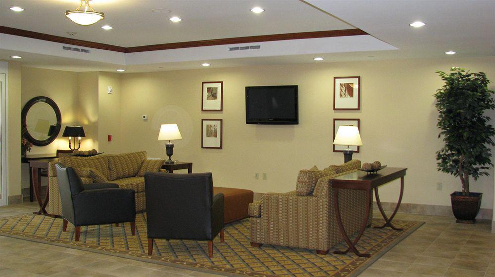 Candlewood Victoria By Ihg Luaran gambar